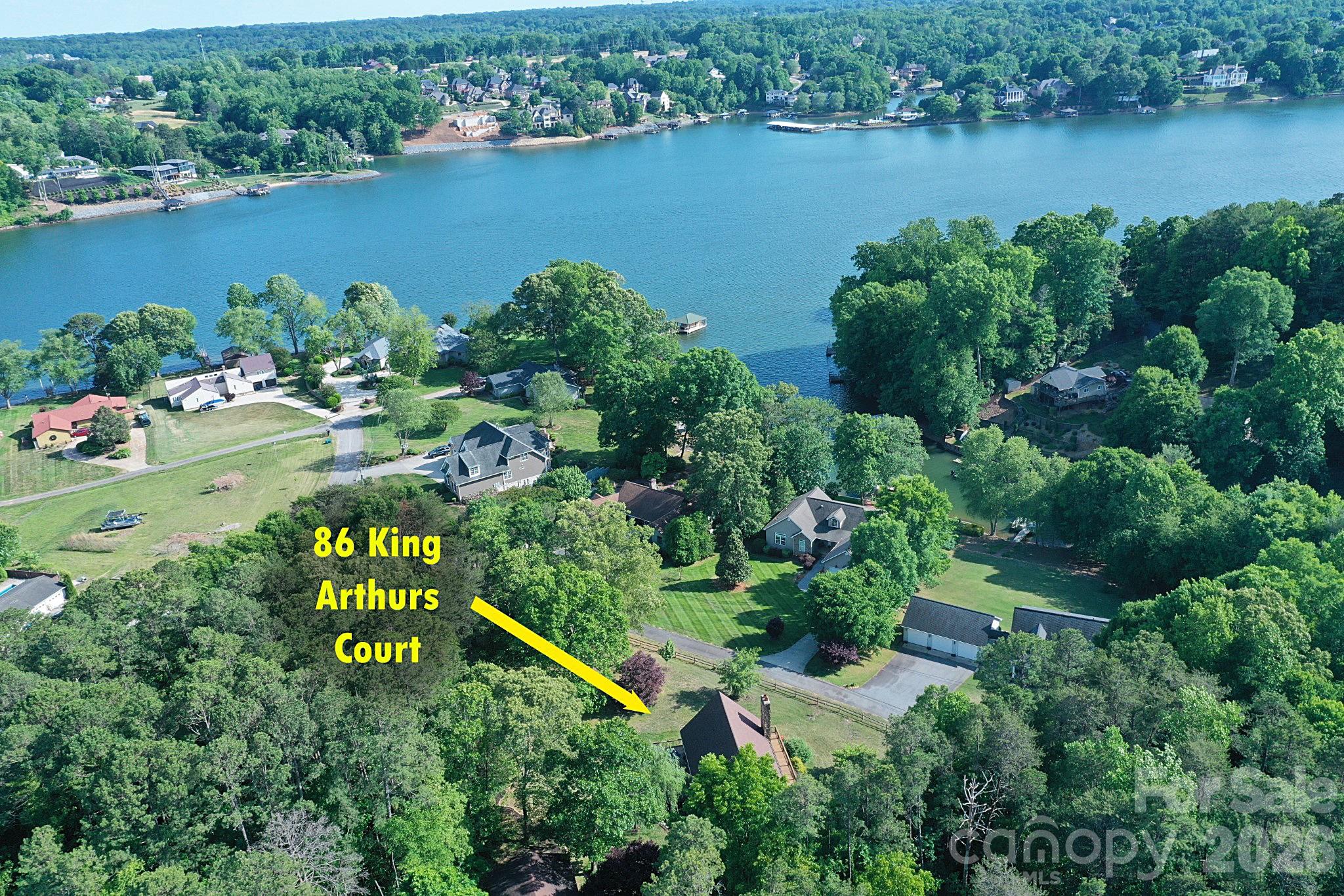 86 King Arthurs Court Hickory NC 28601