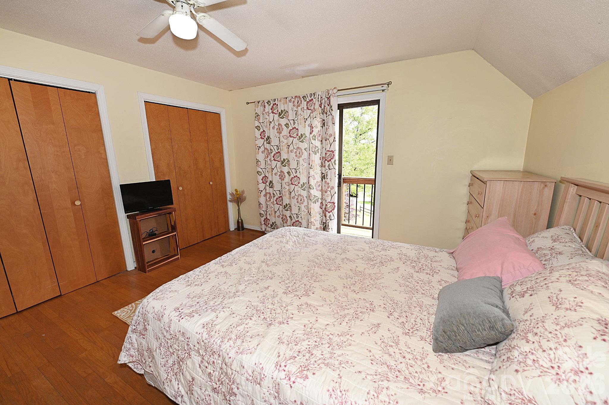 86 King Arthurs Court Hickory NC 28601
