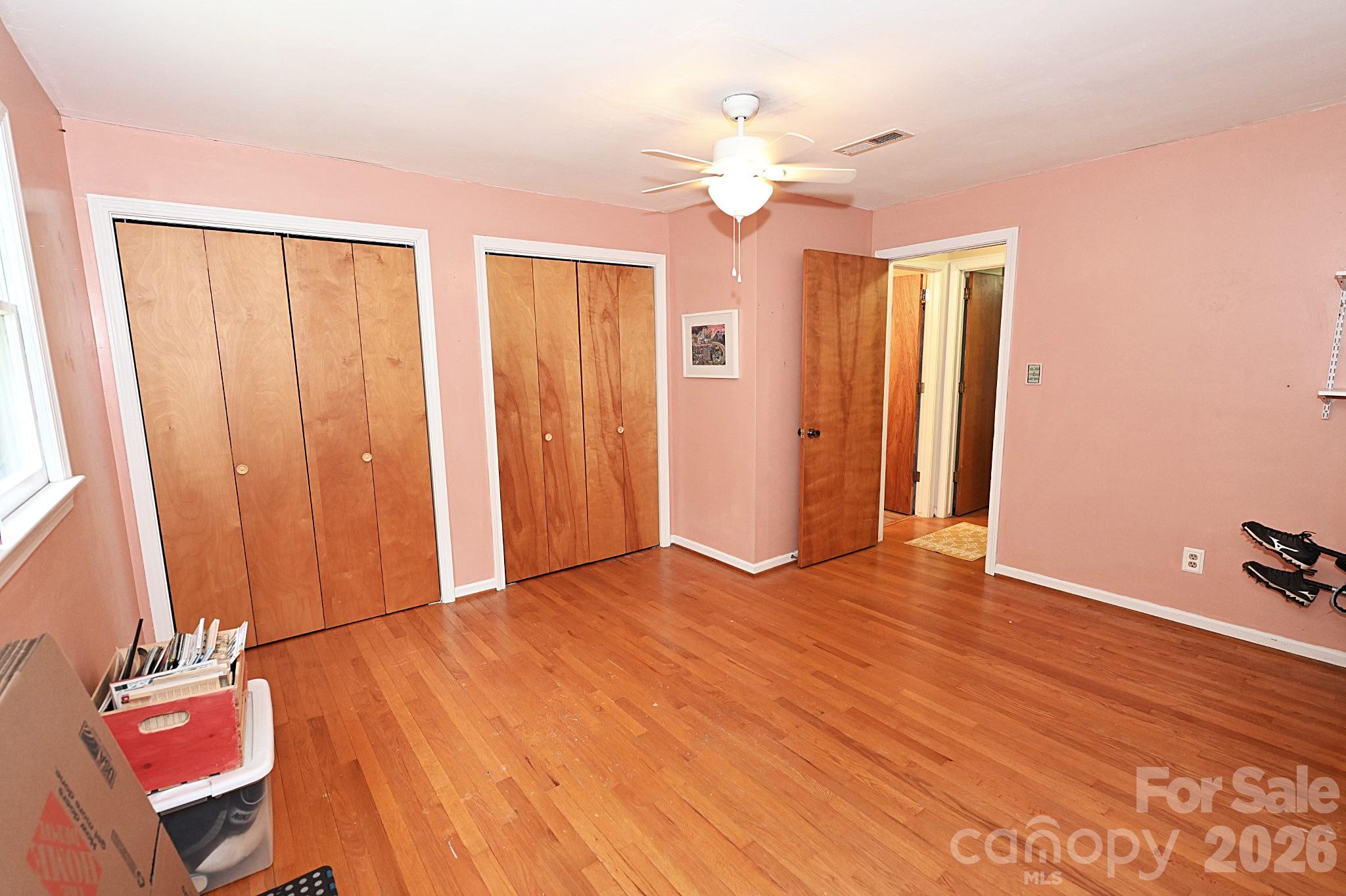 86 King Arthurs Court Hickory NC 28601