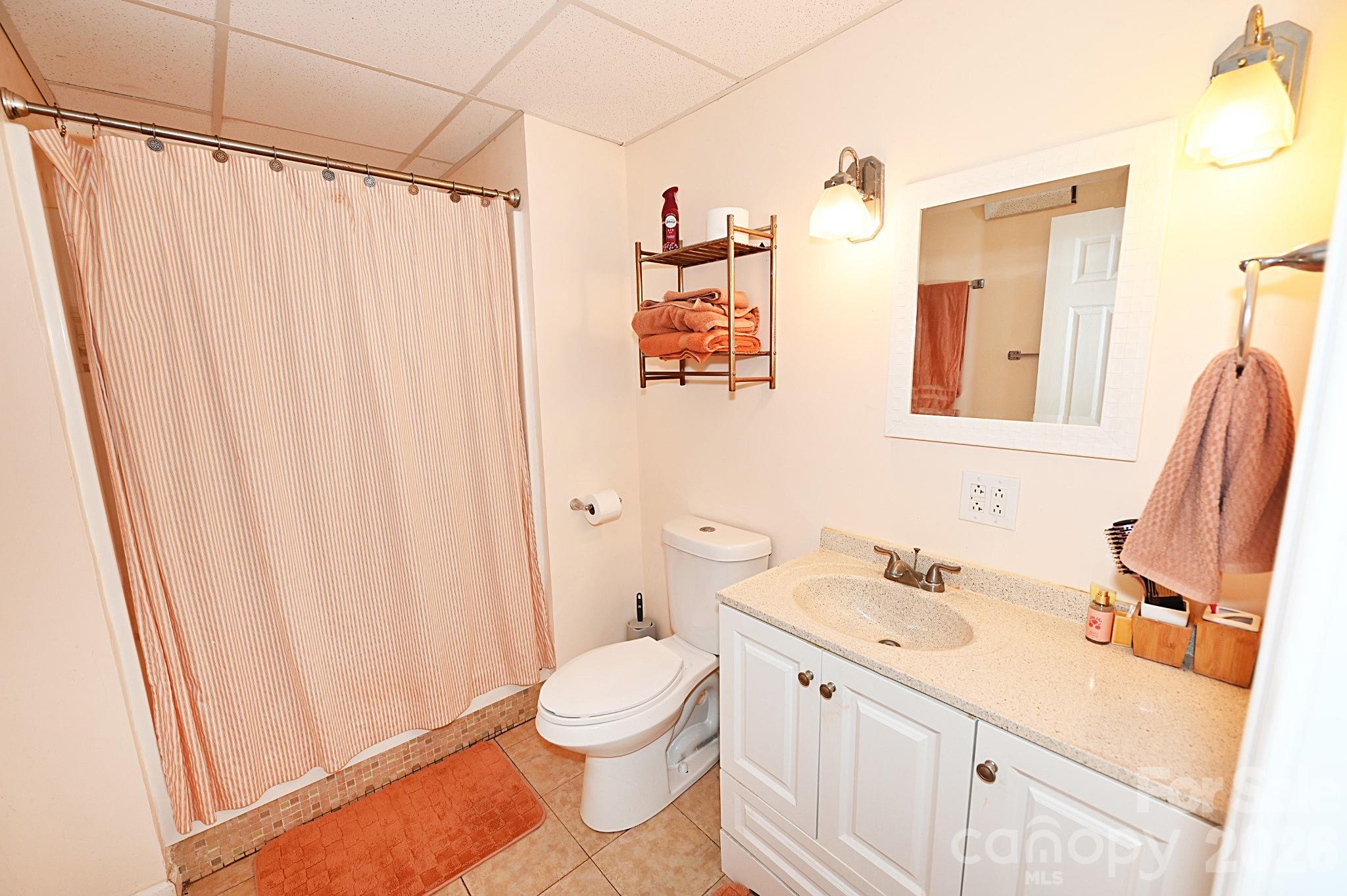 86 King Arthurs Court Hickory NC 28601
