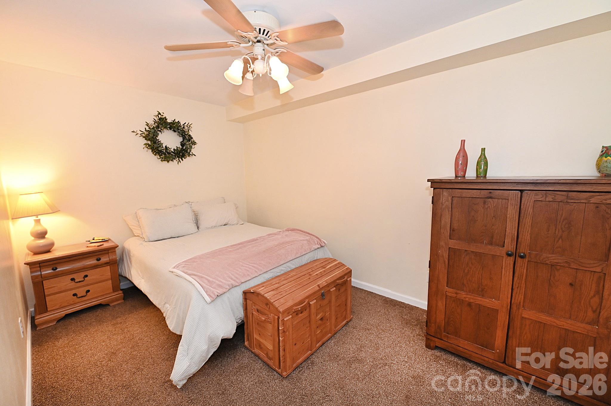 86 King Arthurs Court Hickory NC 28601