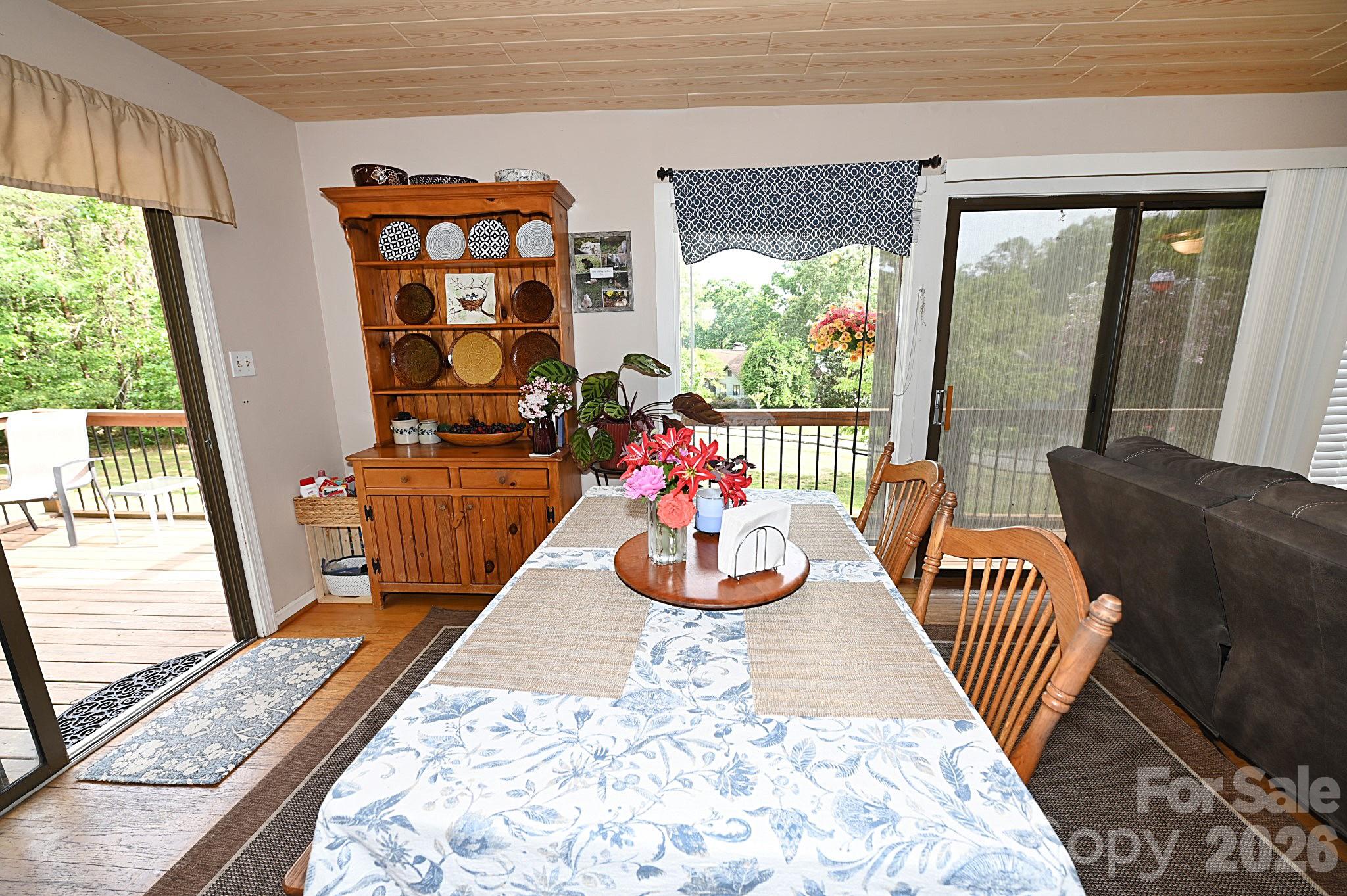 86 King Arthurs Court Hickory NC 28601