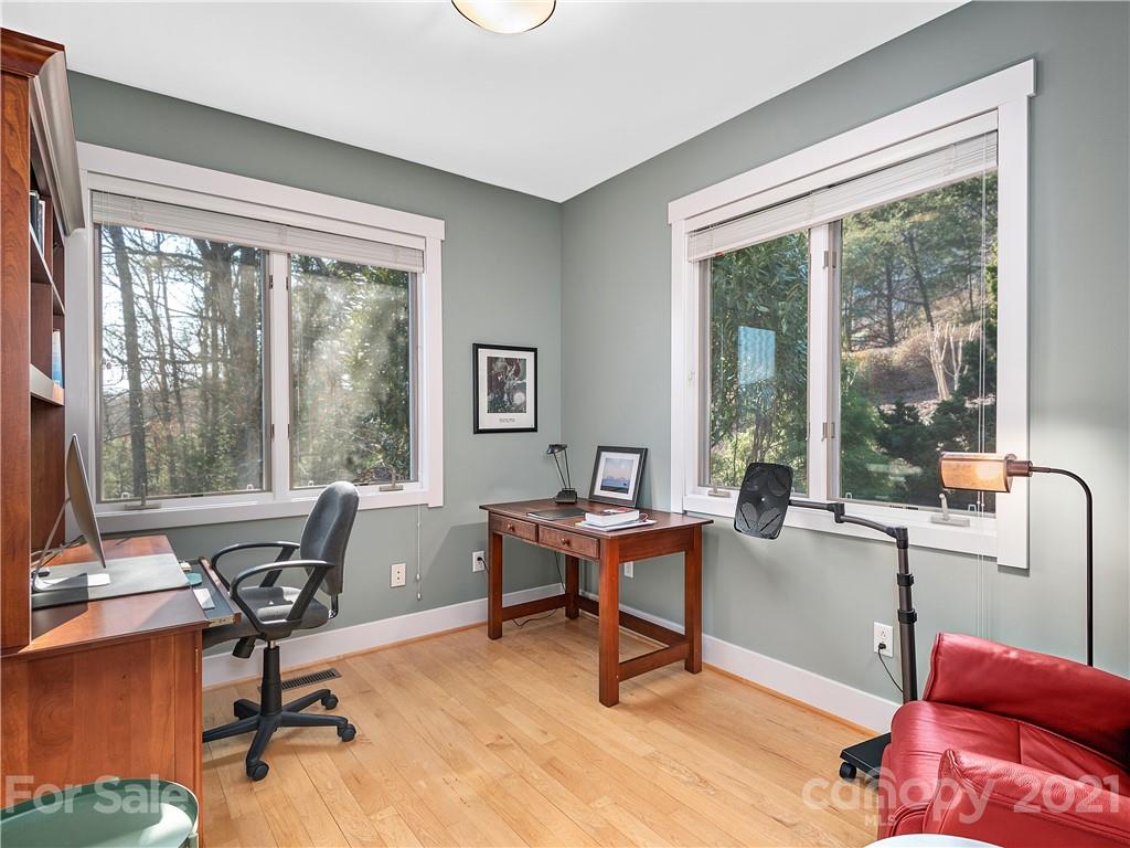 47 Garland Drive Asheville NC 28804