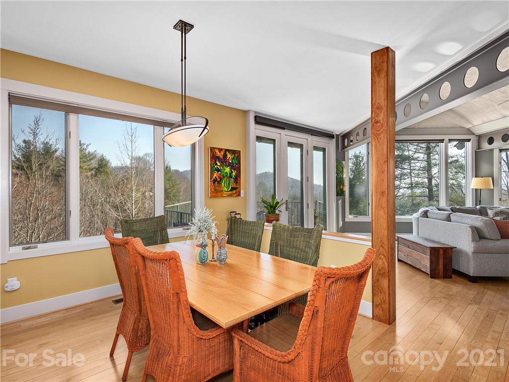 47 Garland Drive Asheville NC 28804
