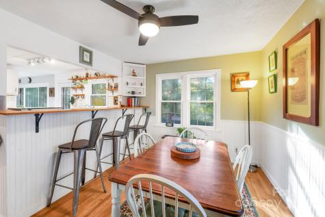 23 Laurel Loop Asheville NC 28806