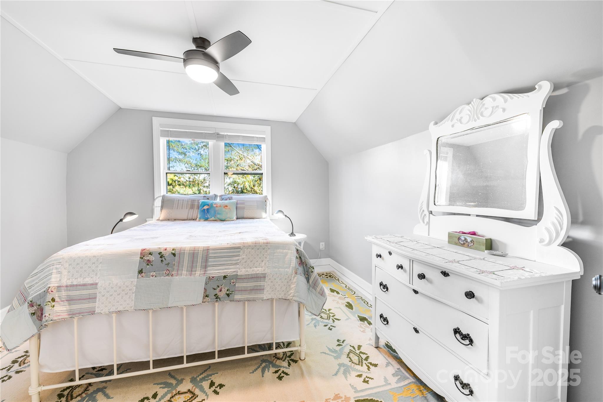 23 Laurel Loop Asheville NC 28806