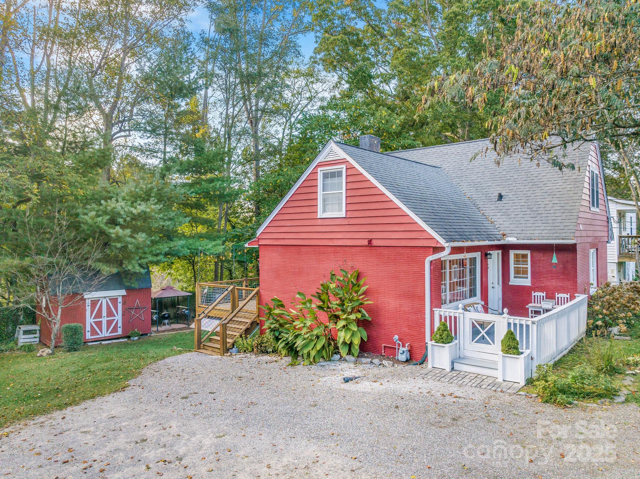 23 Laurel Loop Asheville NC 28806