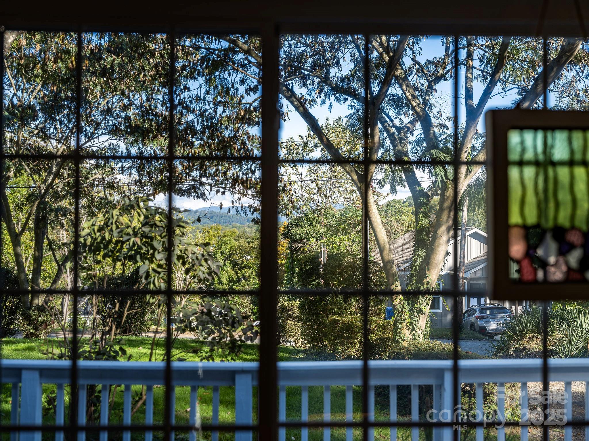 23 Laurel Loop Asheville NC 28806