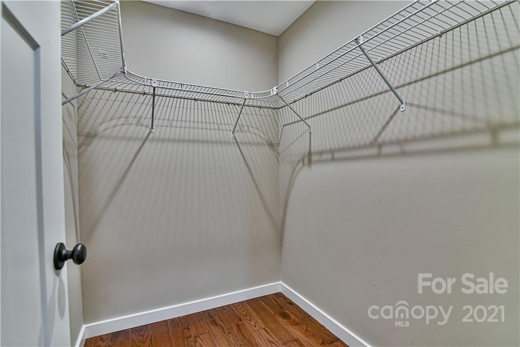 104 Sutton View Place Asheville NC 28806