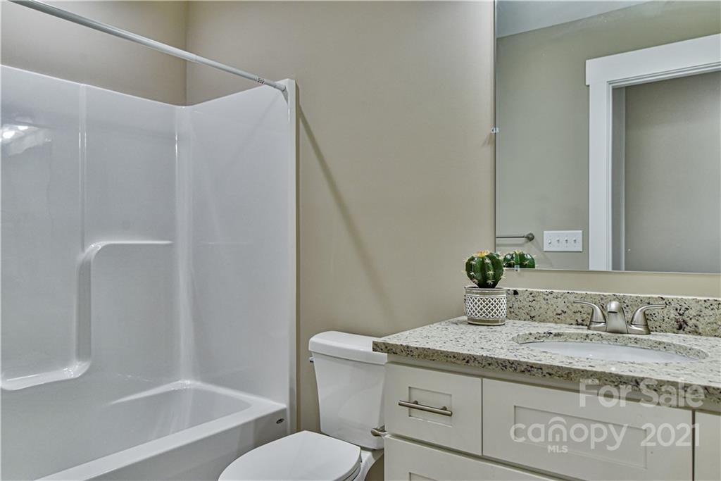 104 Sutton View Place Asheville NC 28806