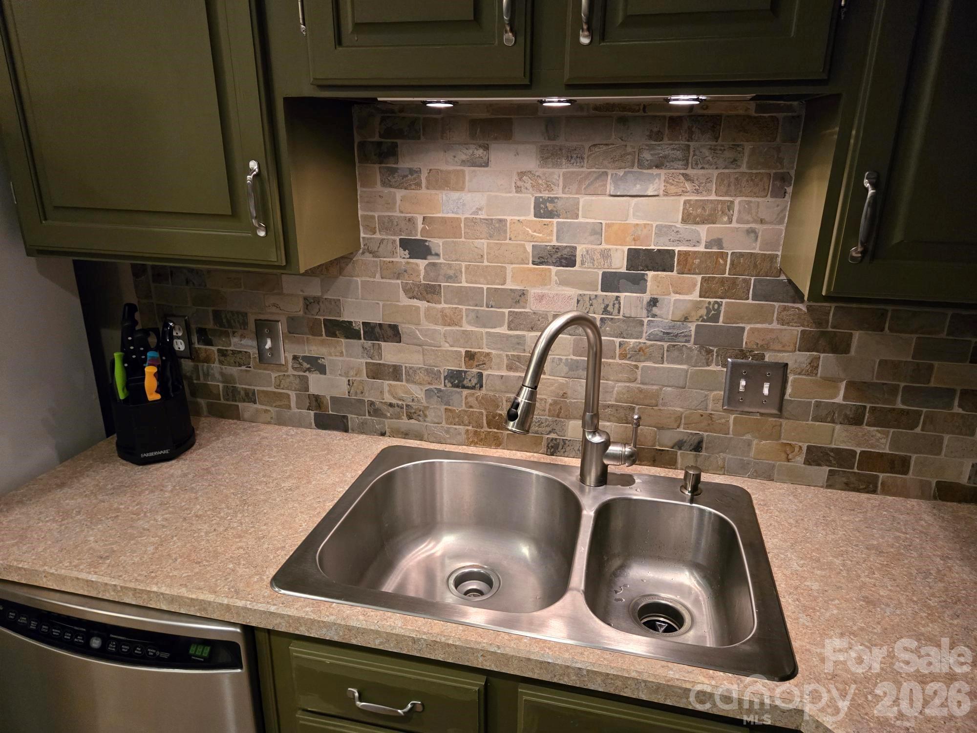 4236 Burning Tree Drive Charlotte NC 28277