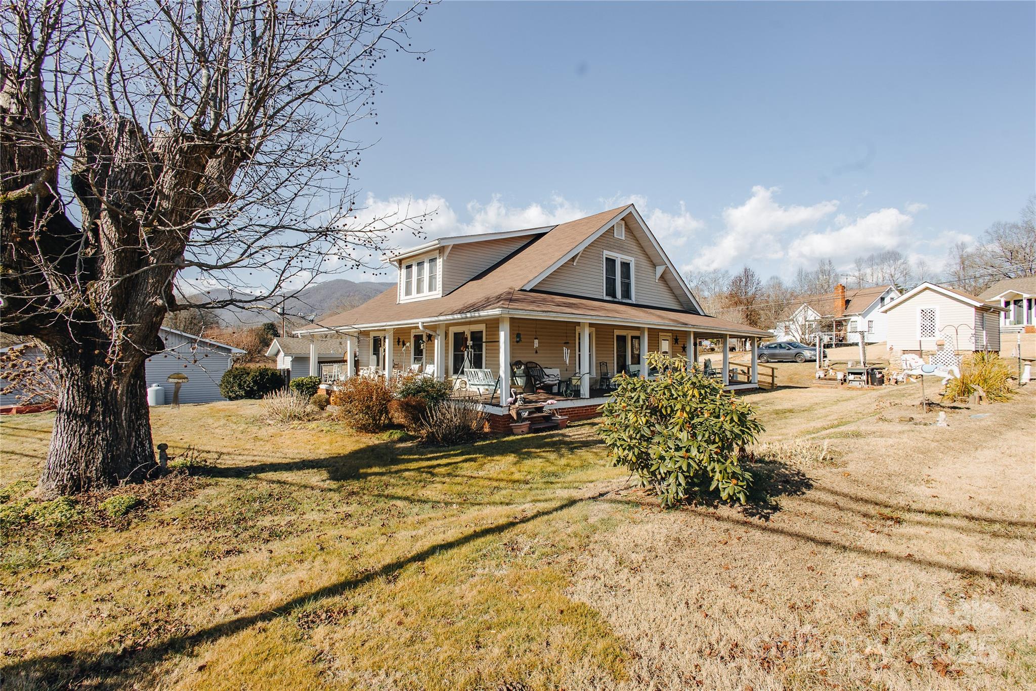 63 Clear Creek Road Marion NC 28752