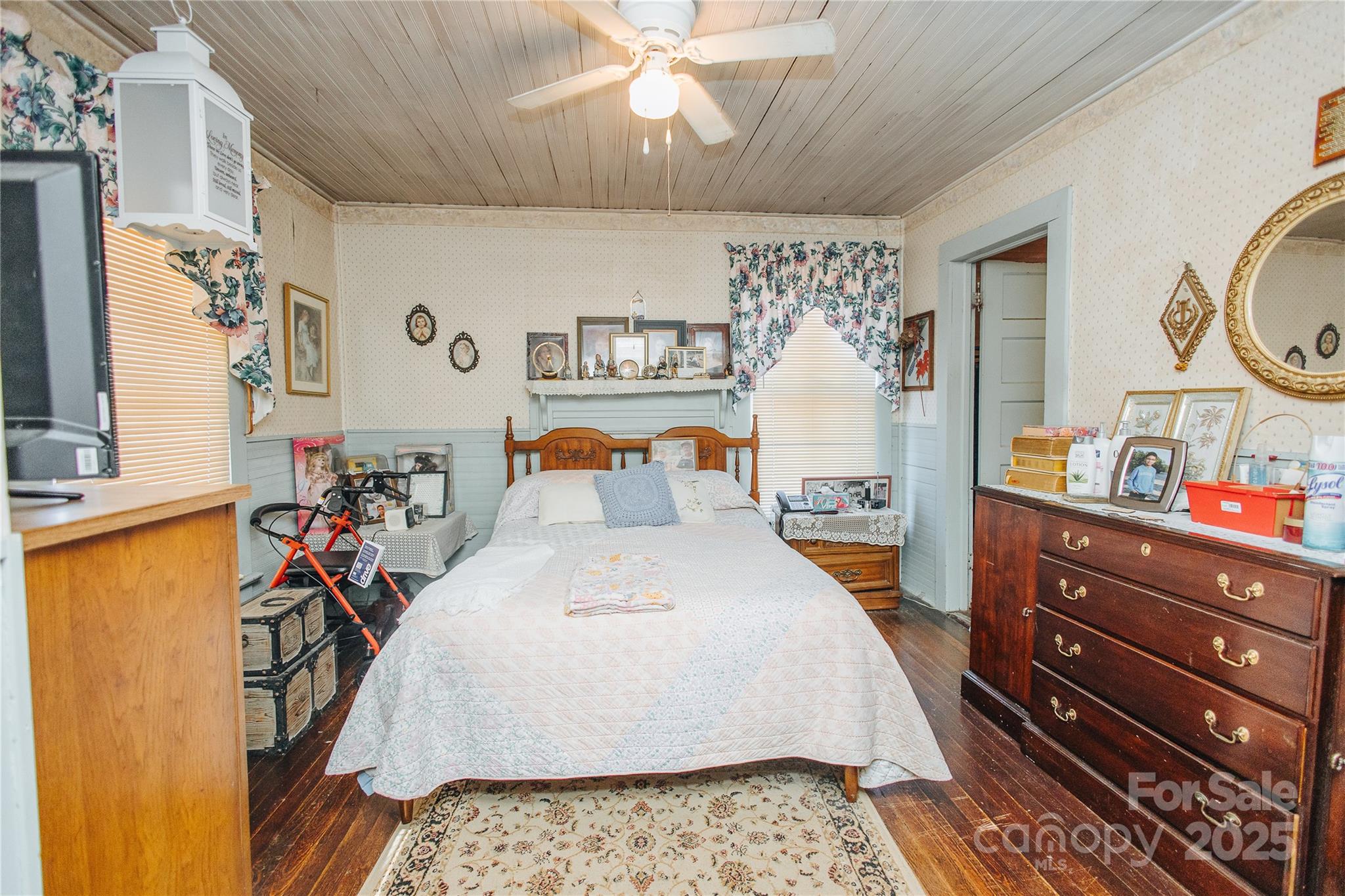 63 Clear Creek Road Marion NC 28752