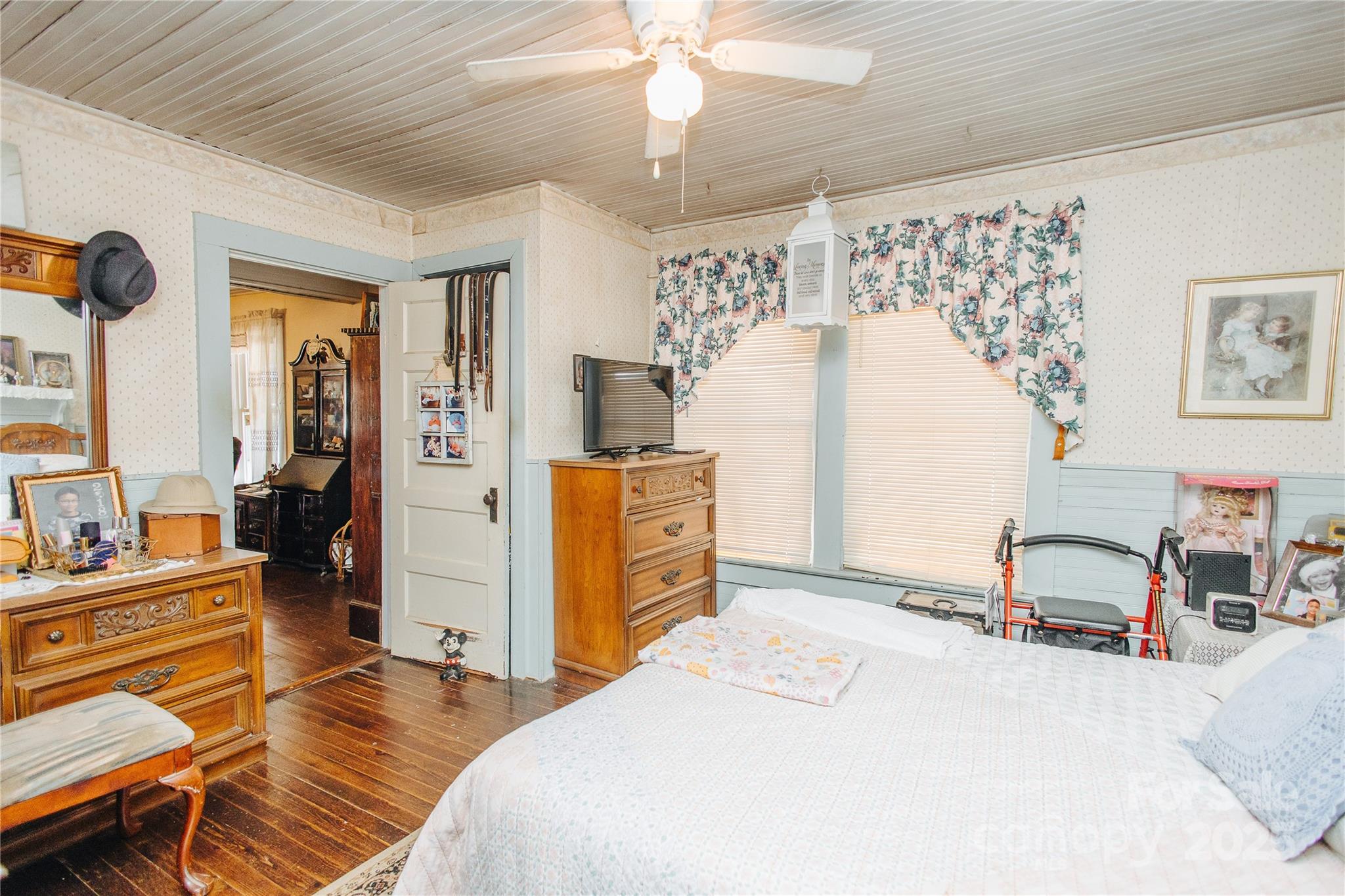 63 Clear Creek Road Marion NC 28752