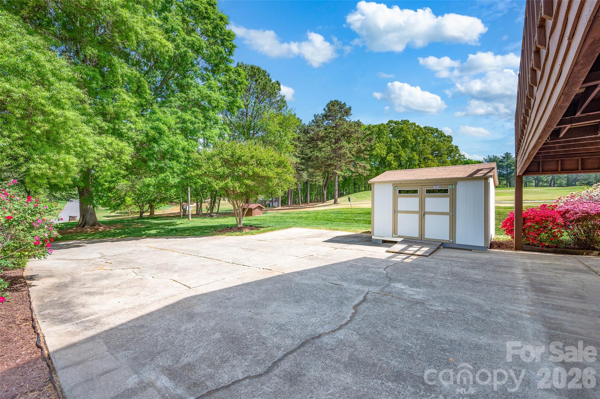 443 W Gleneagles Road Statesville NC 28625