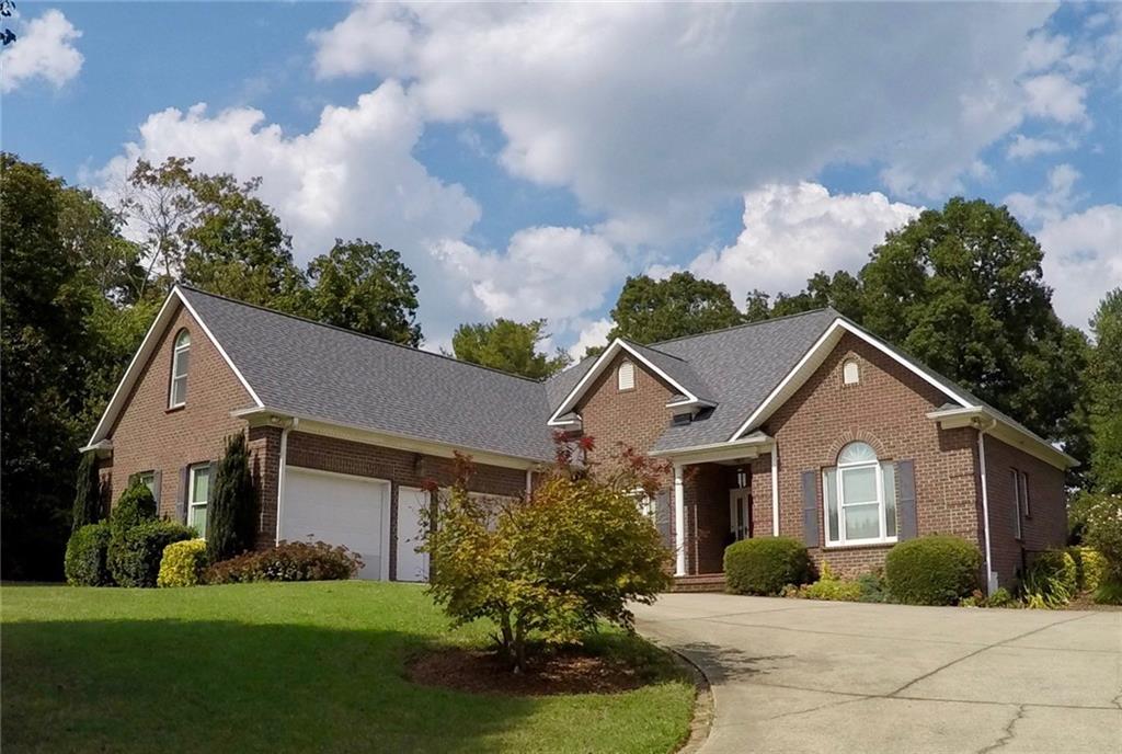 1615 29th Avenue Place NE Hickory NC 28601