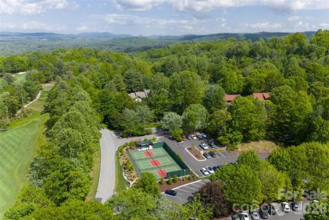 305 Piney Knoll Lane Hendersonville NC 28739