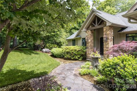 305 Piney Knoll Lane Hendersonville NC 28739