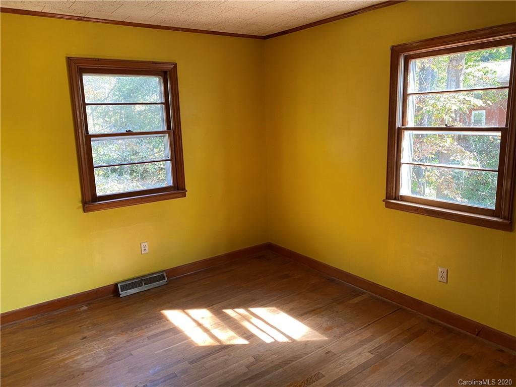 64 Thomas Road Old Fort NC 28762