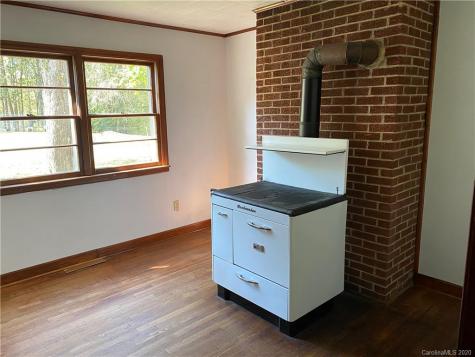 64 Thomas Road Old Fort NC 28762