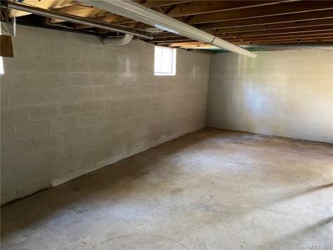 64 Thomas Road Old Fort NC 28762
