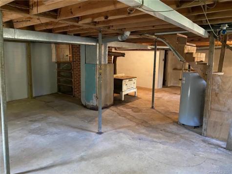 64 Thomas Road Old Fort NC 28762