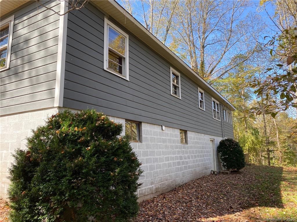 64 Thomas Road Old Fort NC 28762