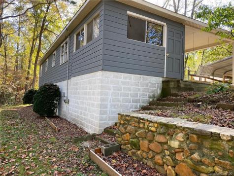 64 Thomas Road Old Fort NC 28762