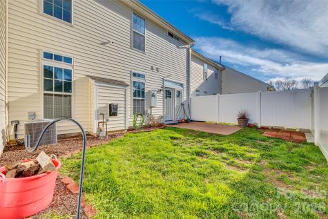 618 Bayou Circle Clover SC 29710