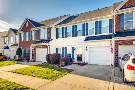 618 Bayou Circle Clover SC 29710