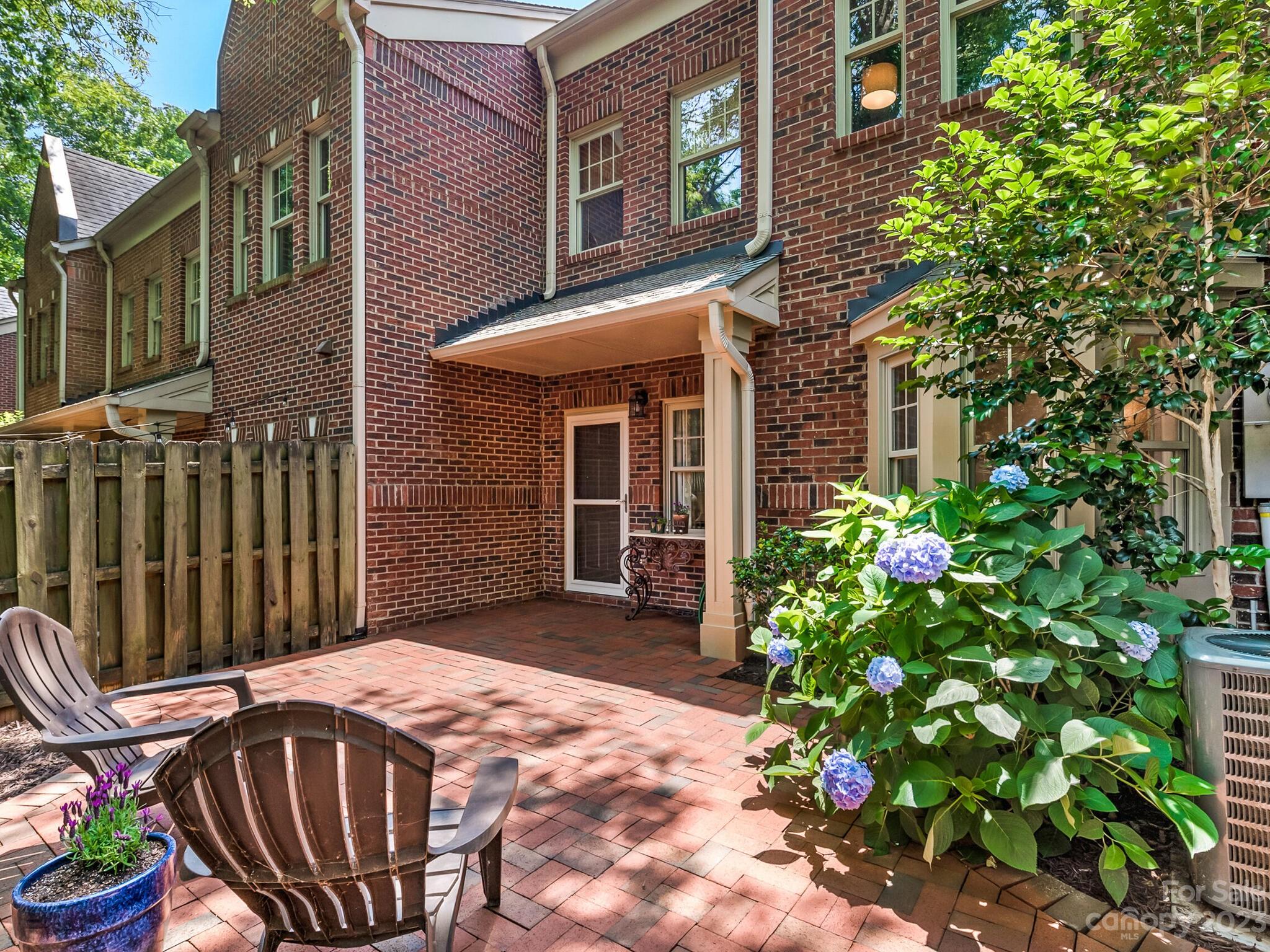 4609 Dabney Vigor Drive Charlotte NC 28209