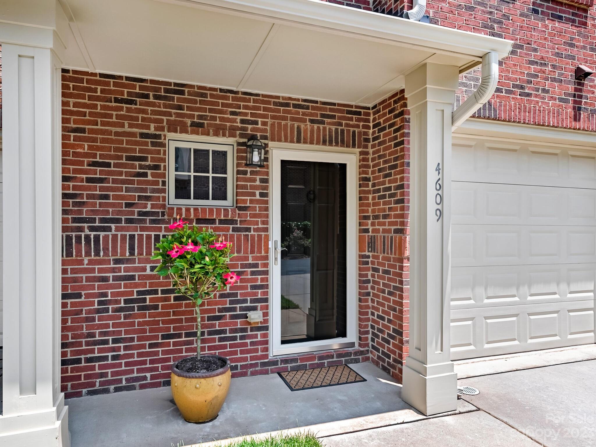 4609 Dabney Vigor Drive Charlotte NC 28209