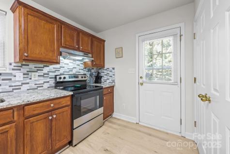 8200 Kerrybrook Circle Charlotte NC 28214