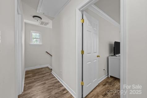 8200 Kerrybrook Circle Charlotte NC 28214