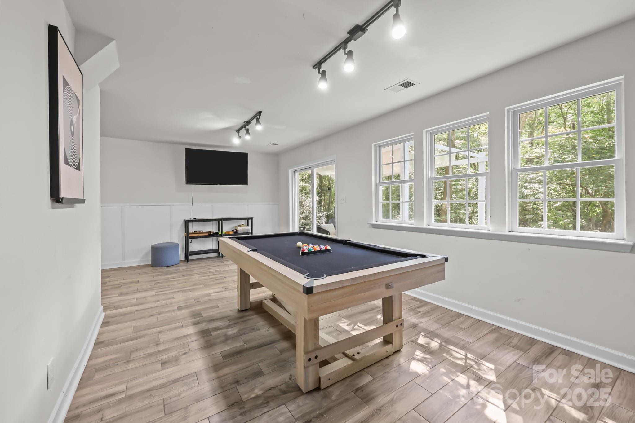 8200 Kerrybrook Circle Charlotte NC 28214