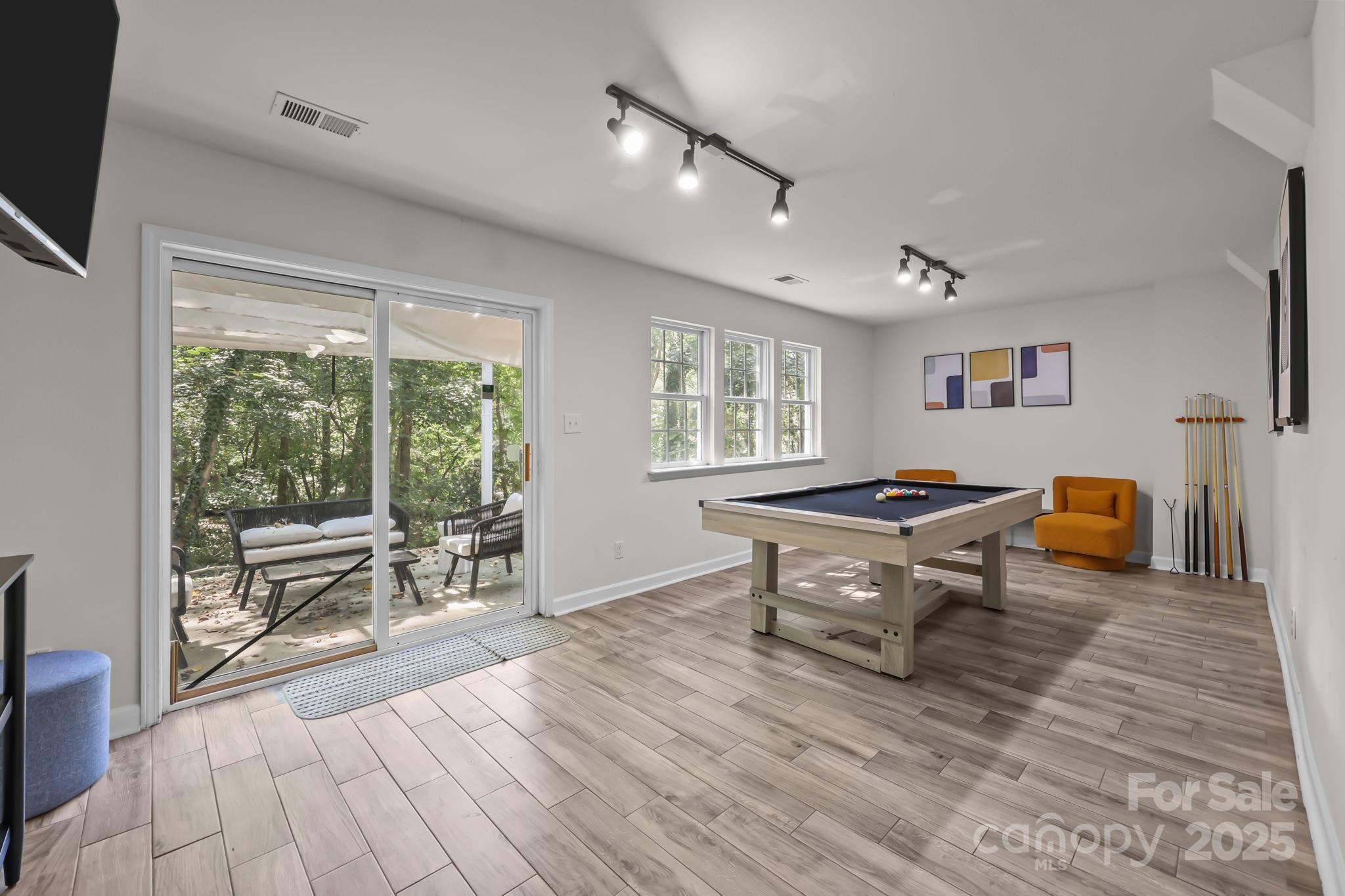 8200 Kerrybrook Circle Charlotte NC 28214