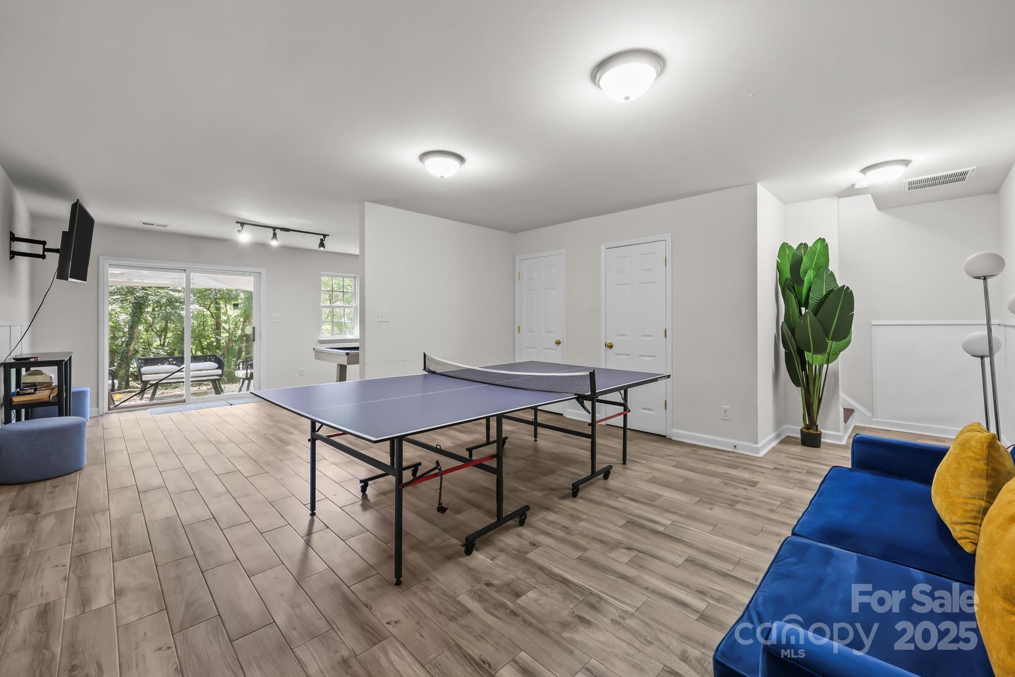 8200 Kerrybrook Circle Charlotte NC 28214