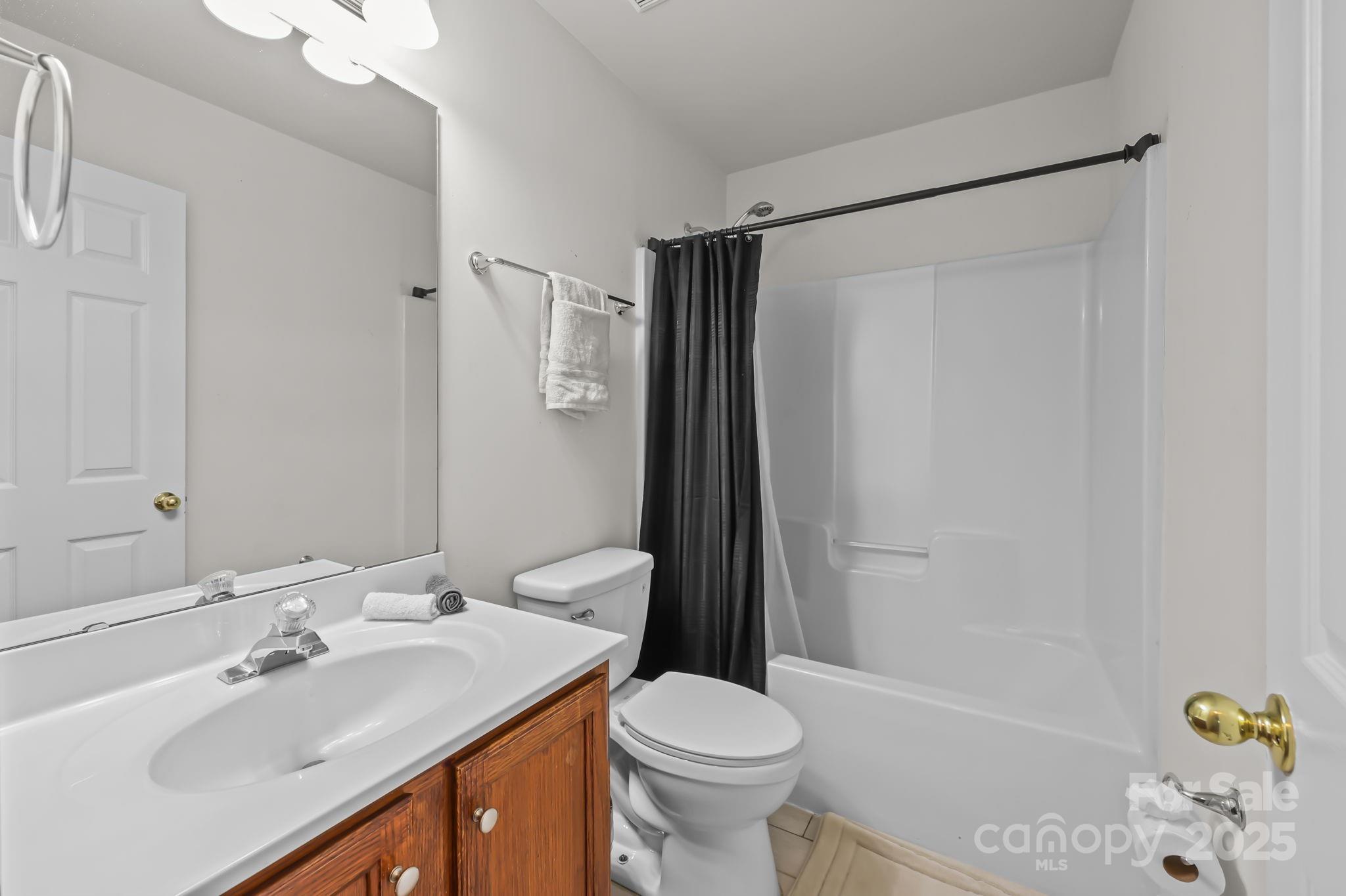 8200 Kerrybrook Circle Charlotte NC 28214