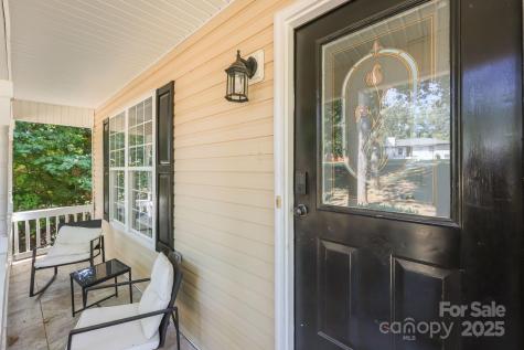 8200 Kerrybrook Circle Charlotte NC 28214