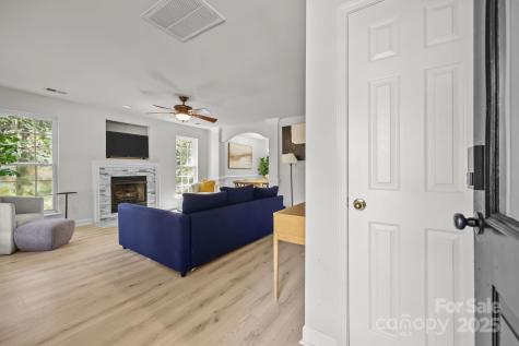 8200 Kerrybrook Circle Charlotte NC 28214