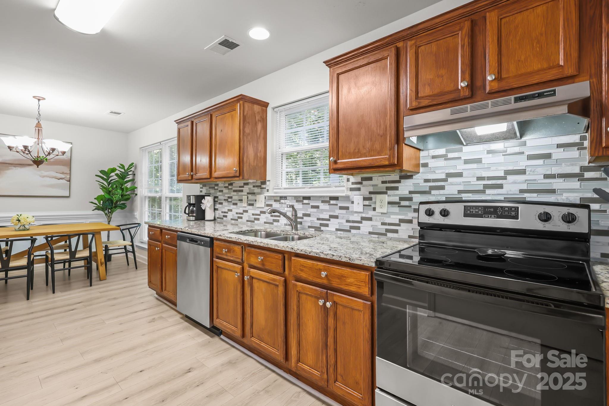 8200 Kerrybrook Circle Charlotte NC 28214