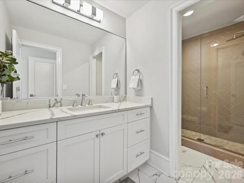 18502 Green Knoll Trace Davidson NC 28036
