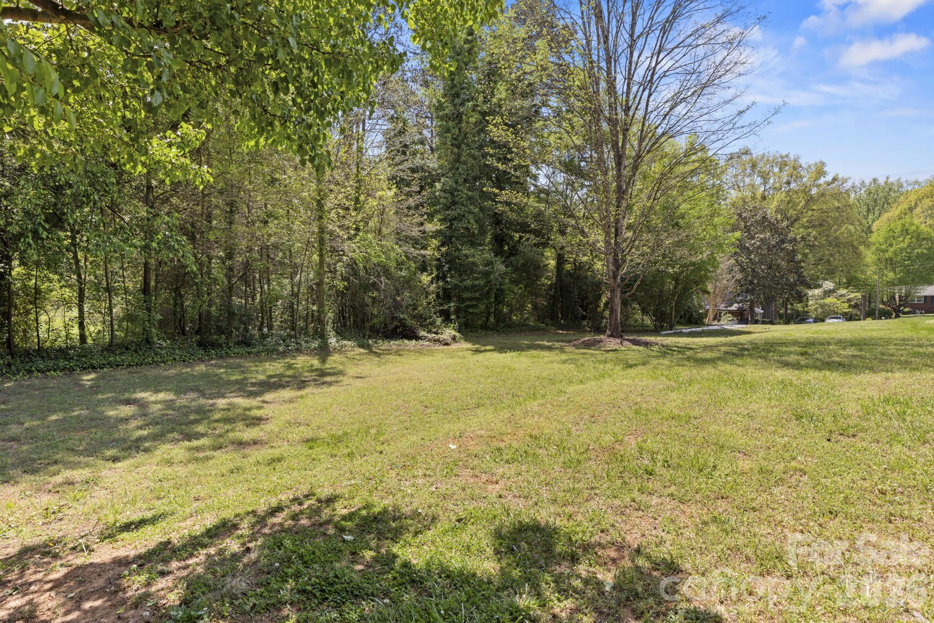607 12th Avenue NE Hickory NC 28601