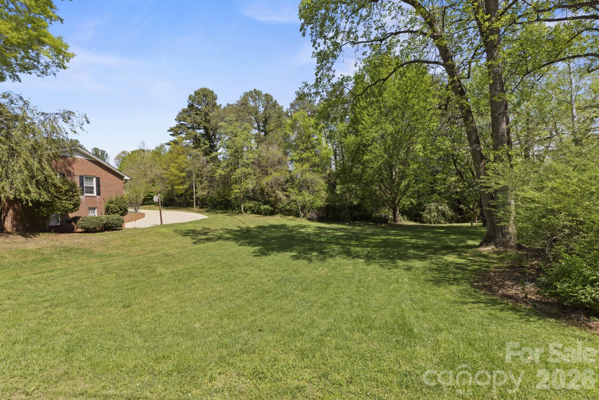 607 12th Avenue NE Hickory NC 28601
