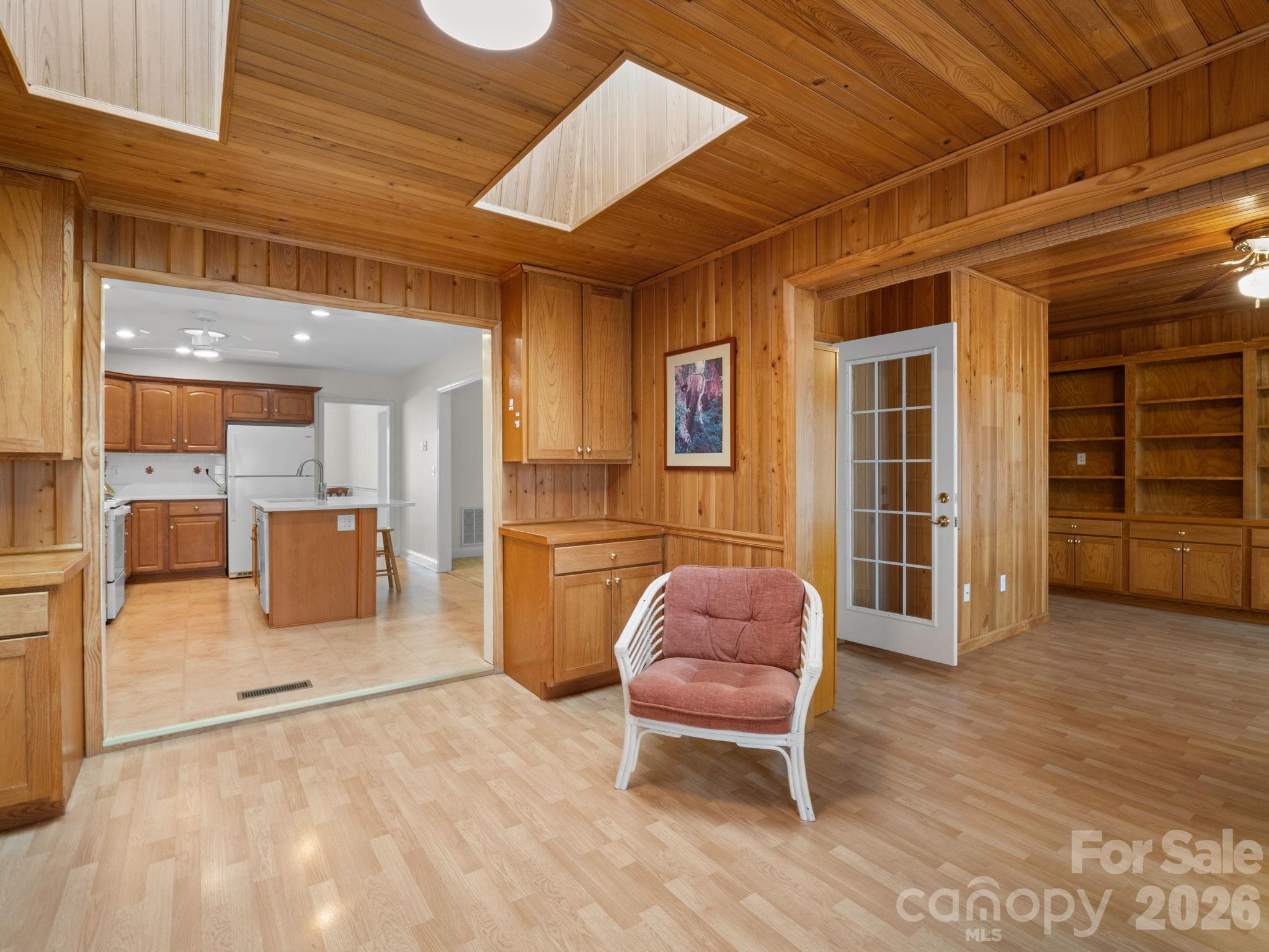 127 Kingfisher Lane Mills River NC 28759