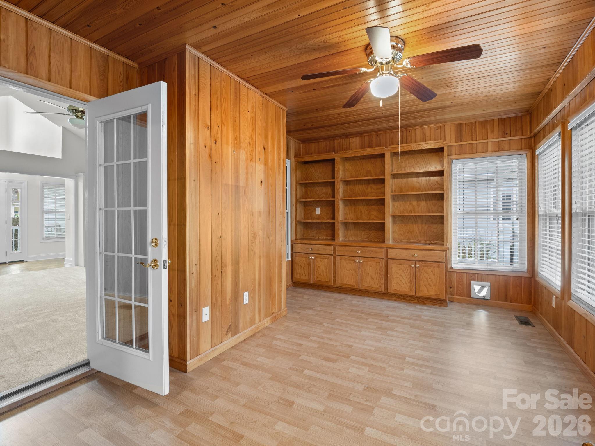 127 Kingfisher Lane Mills River NC 28759