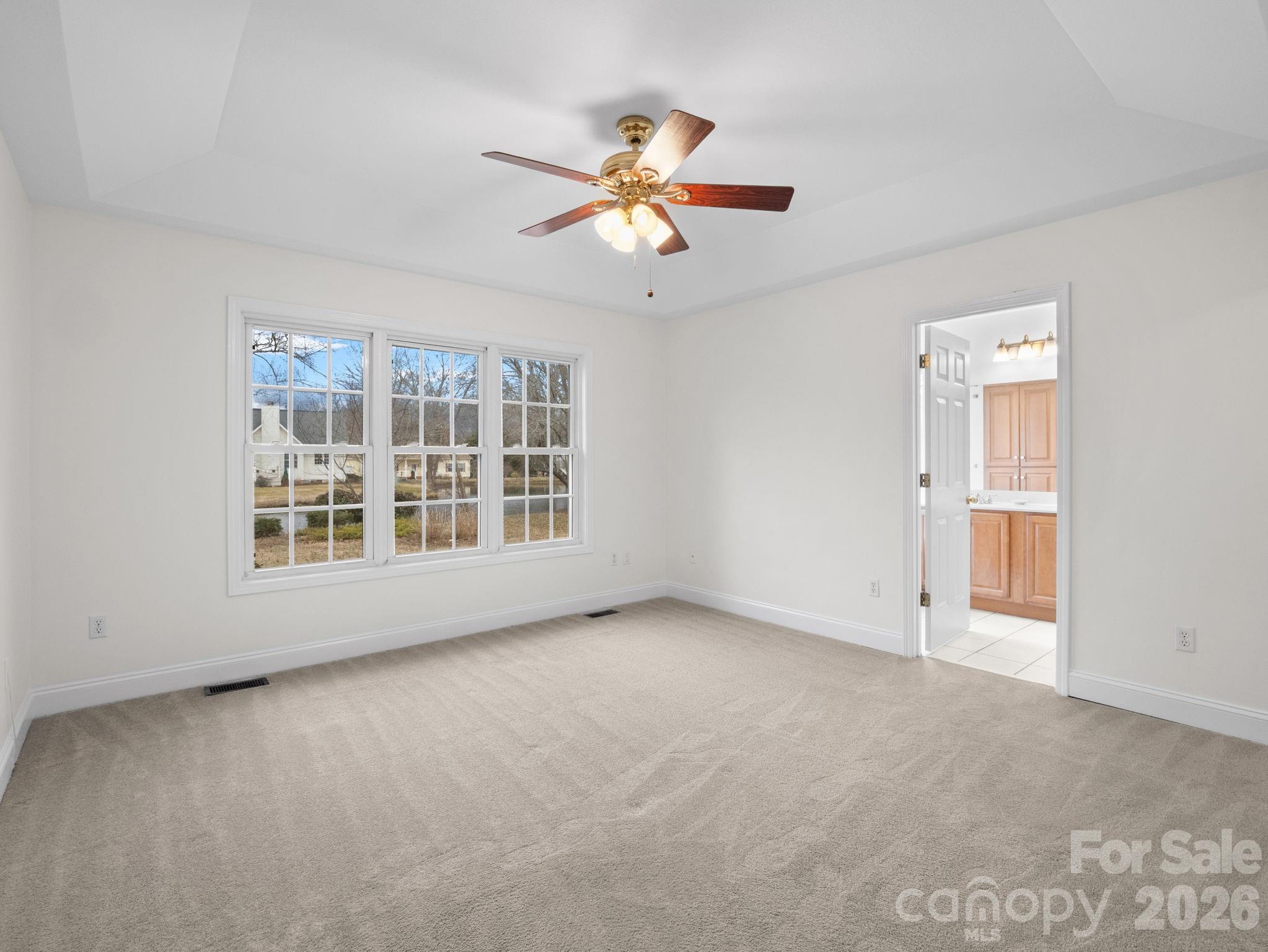 127 Kingfisher Lane Mills River NC 28759