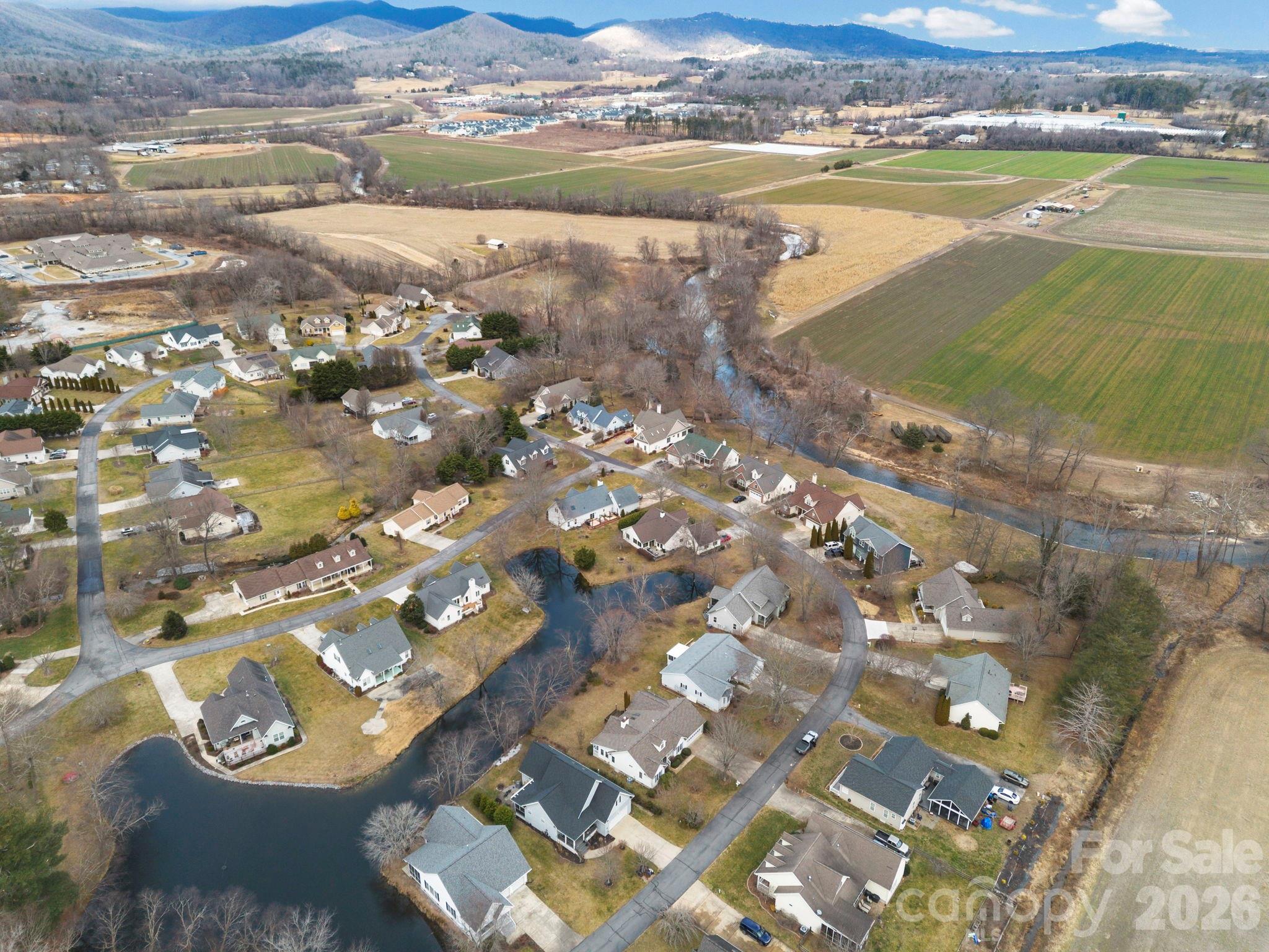 127 Kingfisher Lane Mills River NC 28759