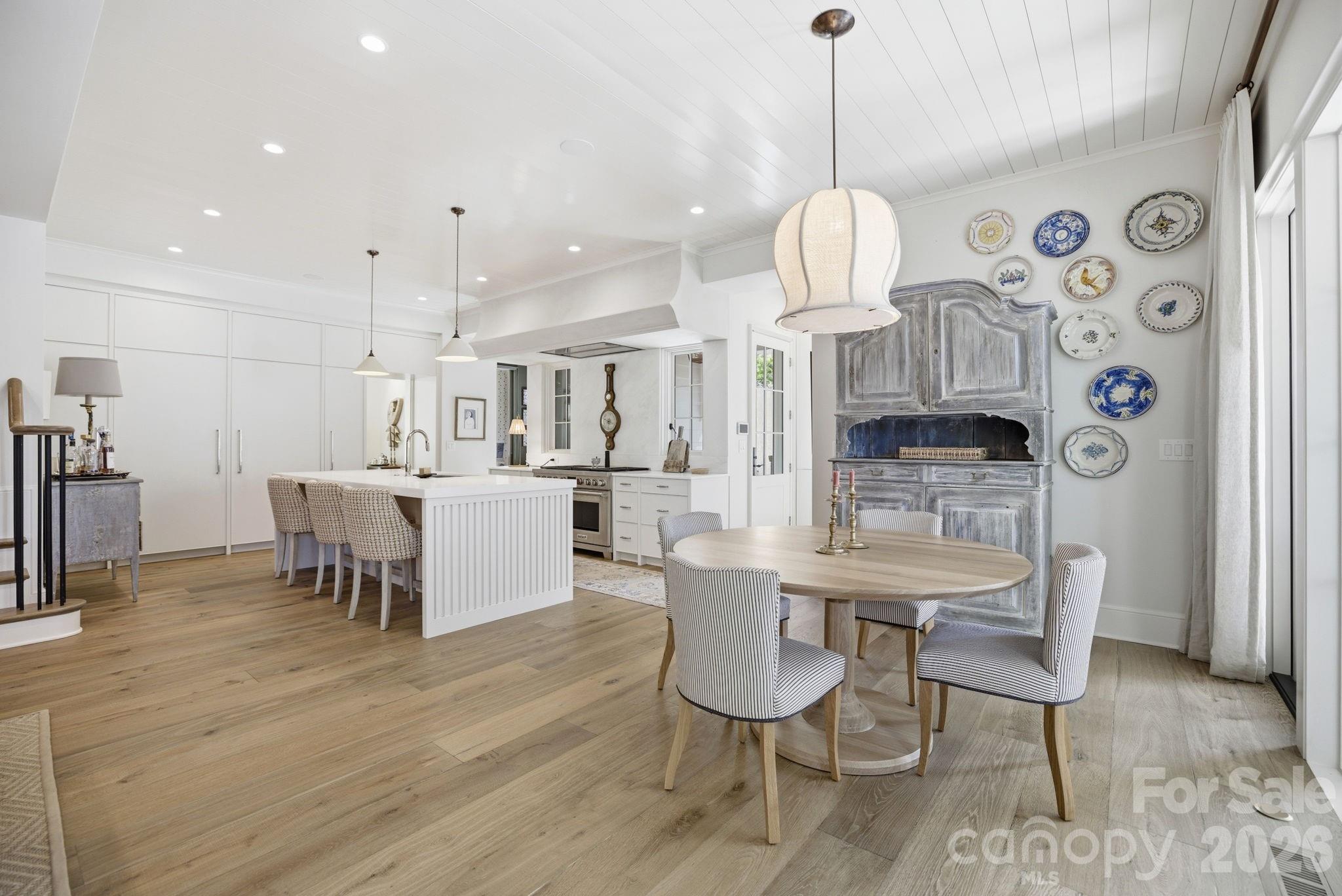 2710 Briarcliff Place Charlotte NC 28207