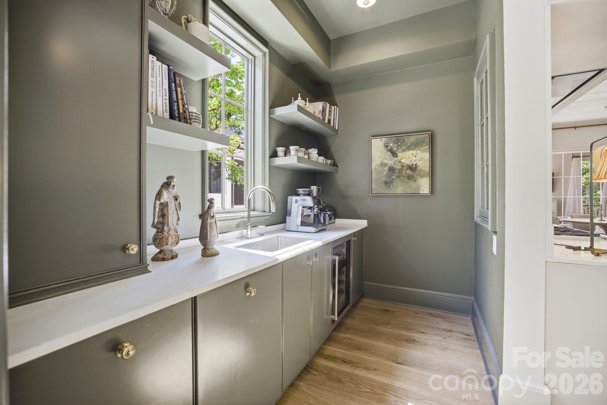 2710 Briarcliff Place Charlotte NC 28207